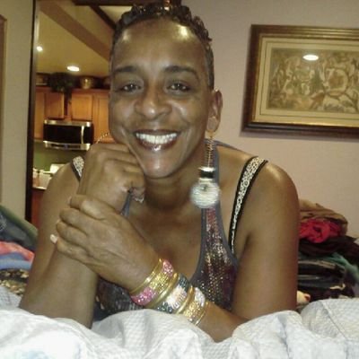 Auntie Fee Suffers Massive Heart Attack