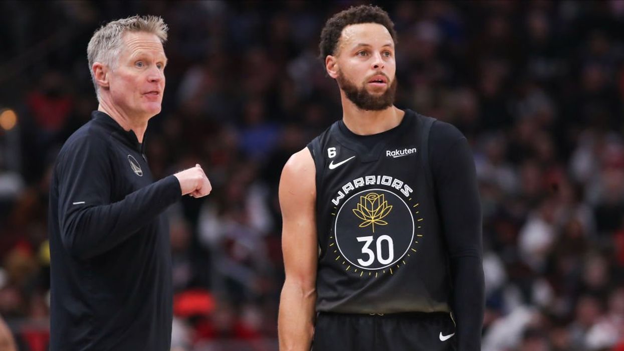 'It's all about positive energy': Steph Curry and Steve Kerr endorse Kamala Harris for president